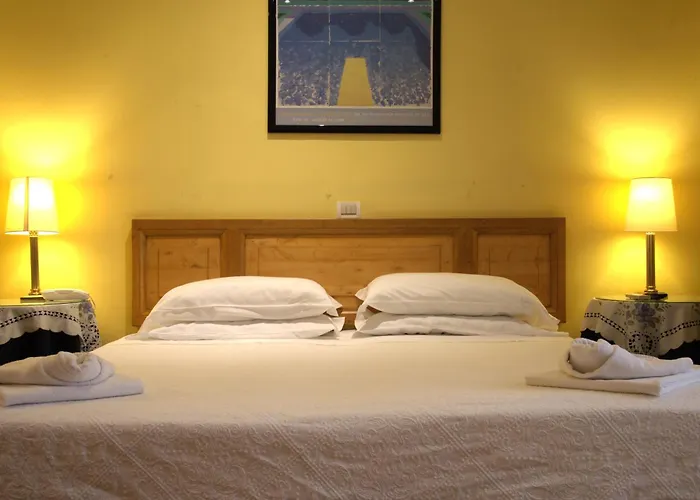 Otel Cairoli 4*