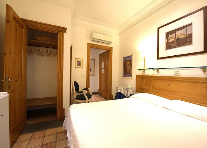 Otel Cairoli Roma