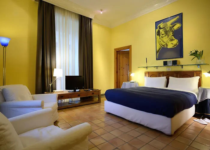 Otel Cairoli 4*