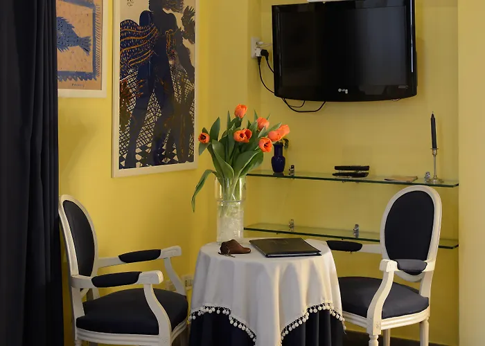 Cairoli Otel Roma